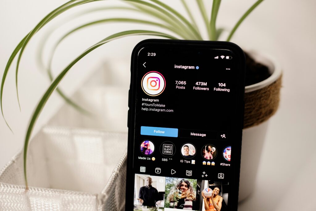 Best Time to Post on Instagram in India